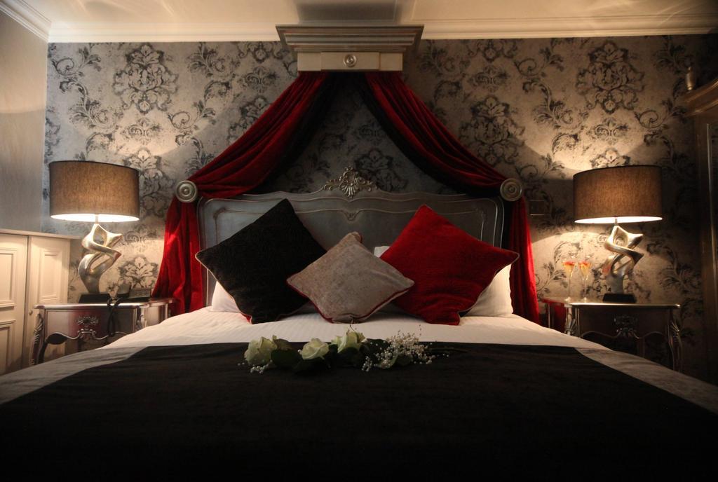Greenvale Hotel Cookstown Rum bild