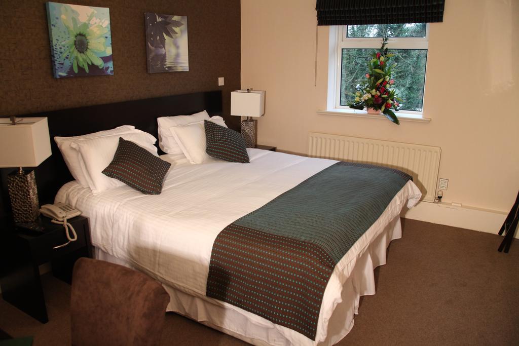 Greenvale Hotel Cookstown Rum bild
